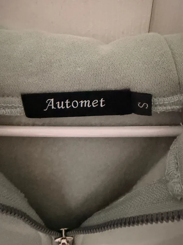 Amazon Half-Zip Sweatshirt - Image 2