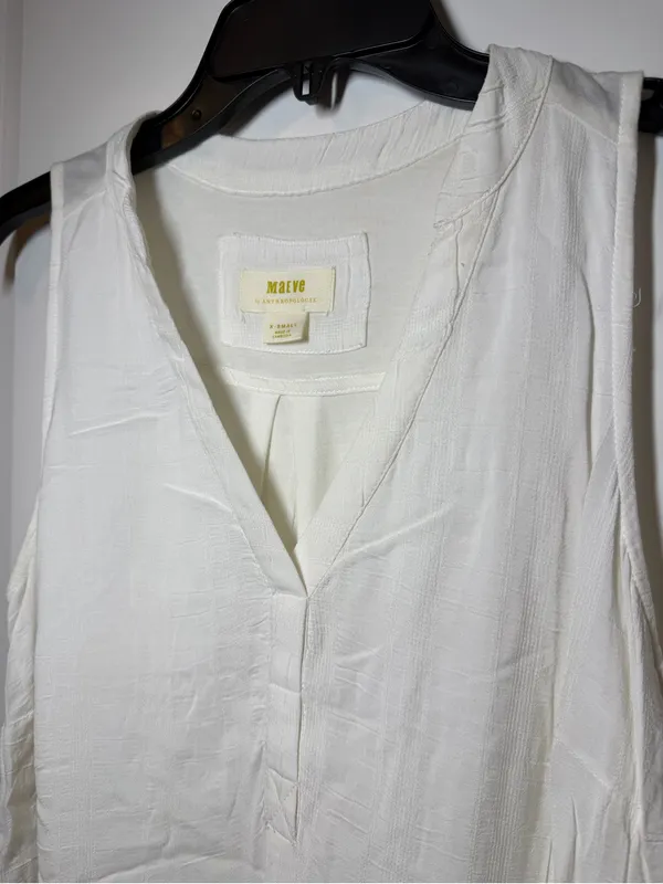 Anthropologie Maeve White V-Neck Sleeveless Tunic Top - Image 2