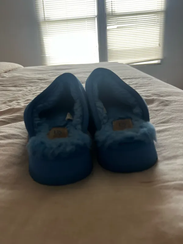 Platform UGG Slippers - Image 4