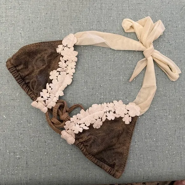 Beach Bunny Lounge Wear Beautiful Stranger Bikini Top - Image 7