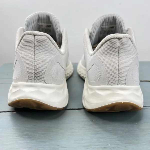 New Balance Fresh Foam Arishi v4 Light Grey White Gum Runnin Shoes WARISEG4 8.5W - Image 9