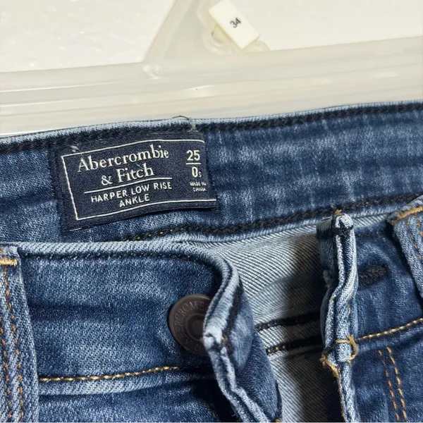 Abercrombie & Fitch Women Harper‎ Low Rise Ankle Distressed Blue Jeans size 0S - Image 3