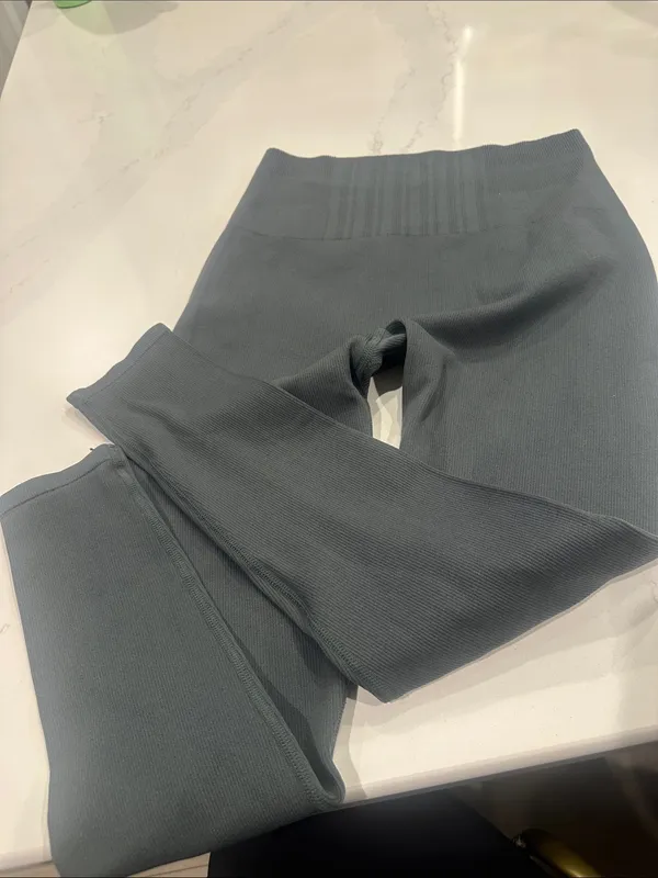 Lole Sweat Tech Ribbed High Rise leggings in eucalyptus a dark teal green‎ color - Image 3