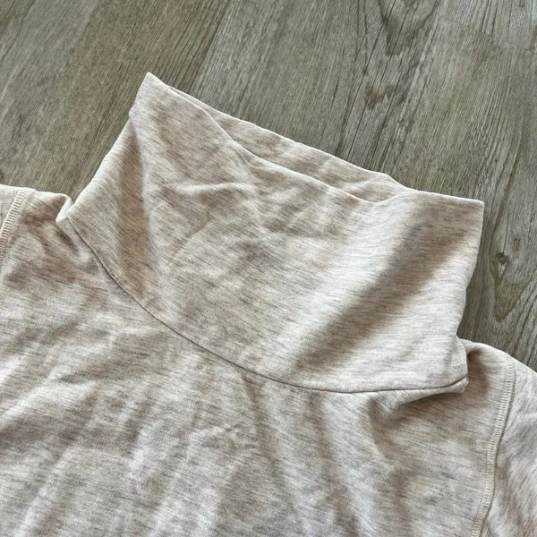 Womens Avia Cream/Tan Turtleneck Sweatshirt - XXL/2X - Image 3