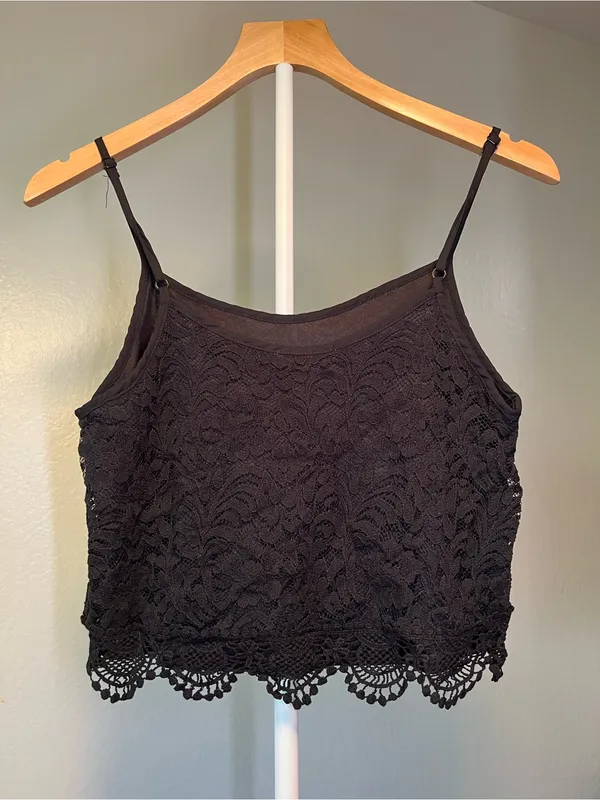 Black Lace Crochet Crop Top - Women - Image 2