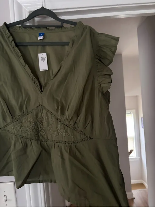 Old Navy Olive Green V-Neck Ruffle Sleeve Blouse - Image 3