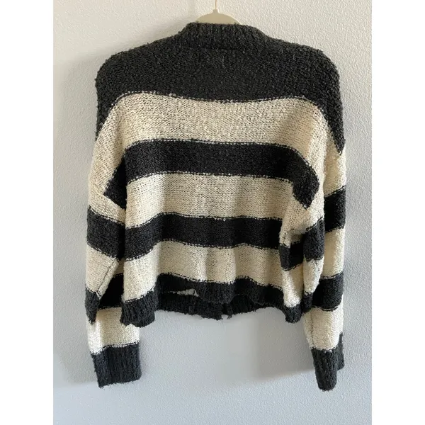 Prómesa Gray Cream Striped Chunky Knit Cardigan Sweater Boho Cozy Size S - Image 6