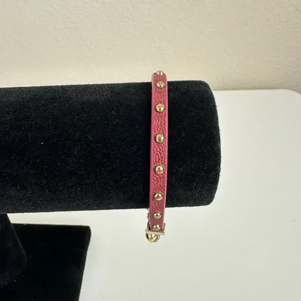 Y2K‎ Vtg Juicy Couture Puff Heart Gold Tone w/Fuchsia Leather Band Bracelet 7" - Image 3