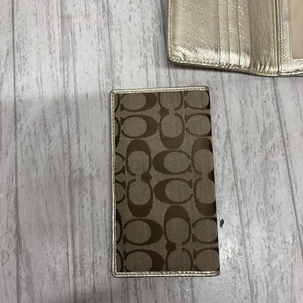 Coach turn lock Signature Brown Tan Gold Wallet With Insert - Image 9
