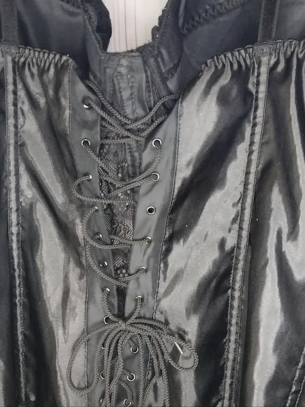 Lover's Lane Black Lace Satin Vintage Style Gothic Grunge Y2K 90's Corset Top - Image 4
