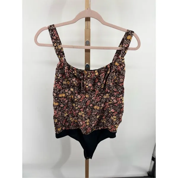 Abercrombie & Fitch Floral Smocked Bodysuit Size Large - Image 5