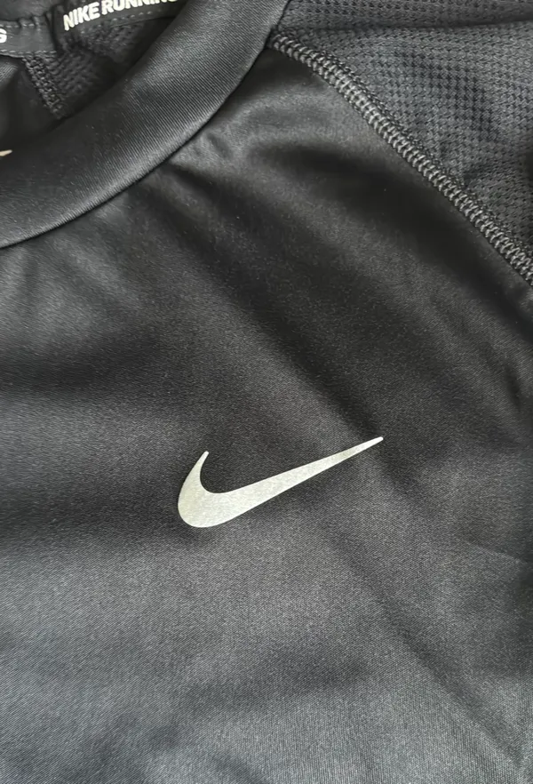 Nike Dri-Fit Running Shirt - Image 4