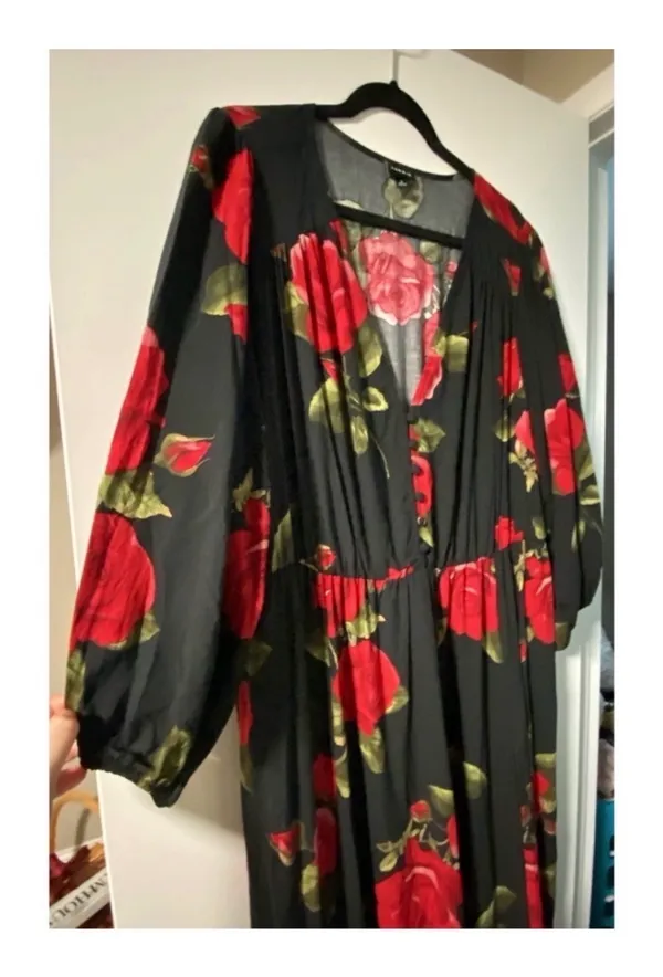 Torrid Black Floral Maxi Dress - Image 6
