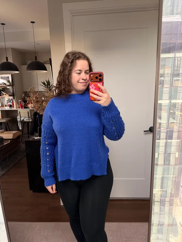 Cobalt blue knit sweater - Image 3