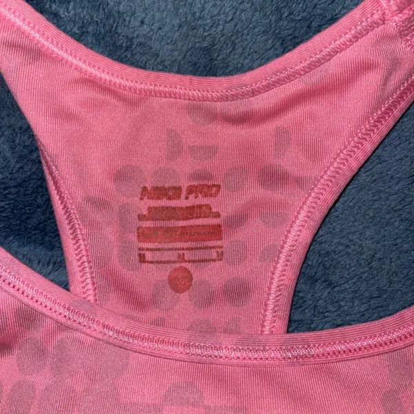 Pink sports bra - Image 3