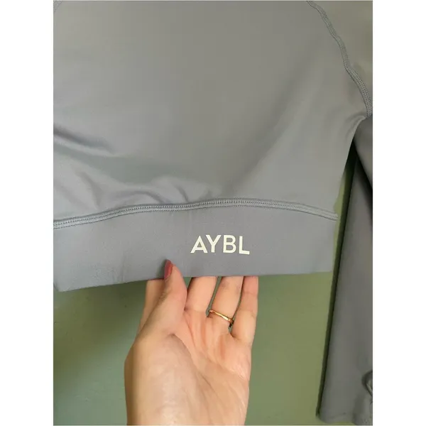 ABYL Seamless Long Sleeve Crop Top Size XS Lilac Thumbholes Gym Workout Active - Image 4