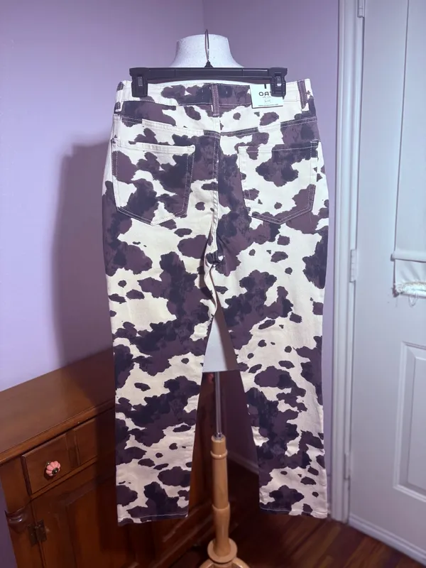 Oat Cowhide Print Jeans. Size 8. Slim fit Brown - Image 5