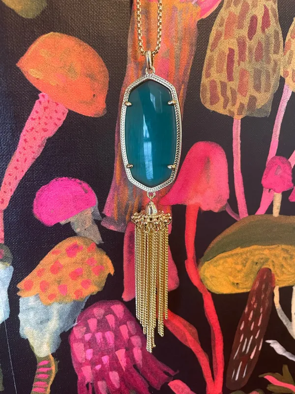 Kendra Scott Necklace Gold - Image 3
