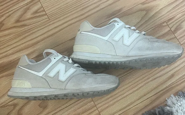 New Balance 574 - Image 2