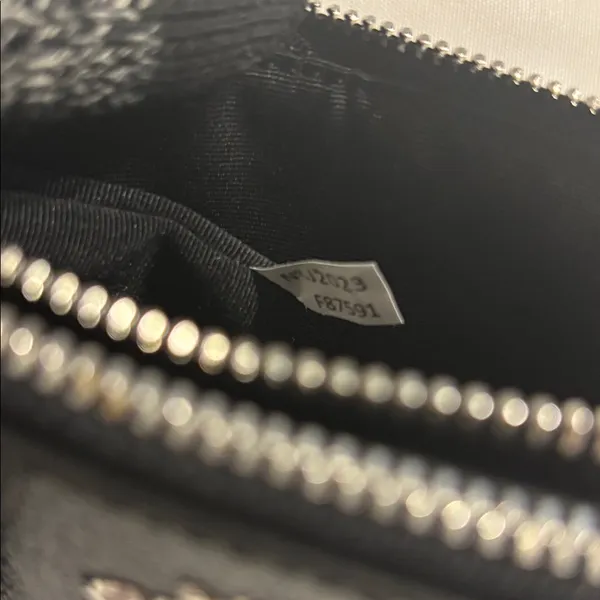 Coach Double Corner Zip Signature Wristlet Black EUC - Image 5