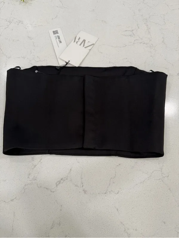 Zara Black Strapless Crop Top with Structured Fit - Image 6