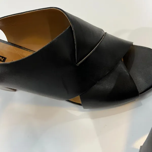 Clarks deva janie black leather Heeled sandals size 11 - Image 4