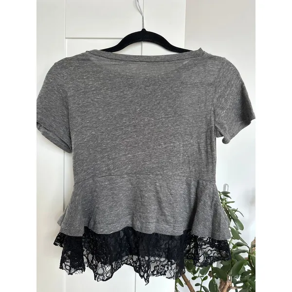 Free People Gray and Black Lace Short Sleeve Peplum T-shirt, Size XS, EUC - Image 2