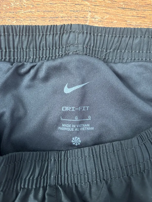 Nike Shorts Dri-Fit - Image 3