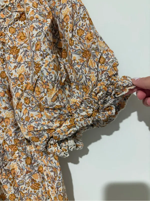 Old Navy Amber Floral Off-Shoulder puff Peplum Top Smocked Back and Lace Trim XL - Image 4