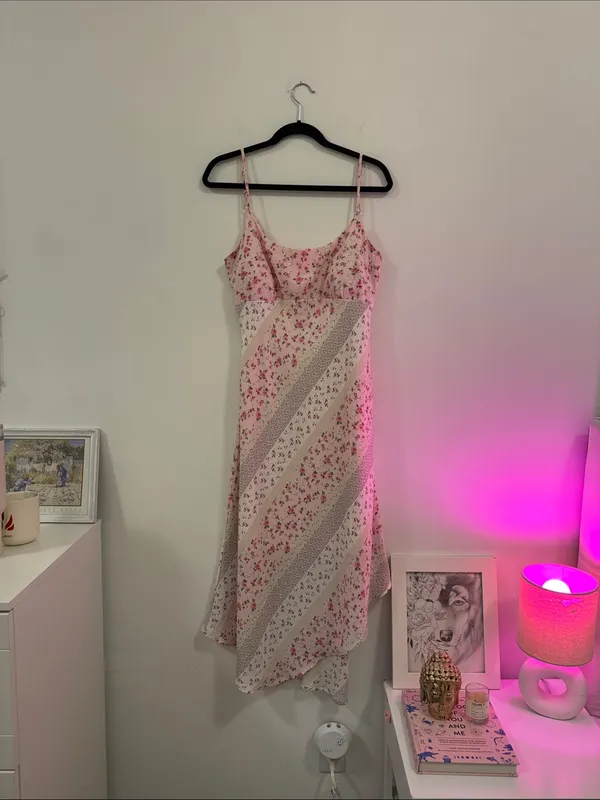Hollister Pink Floral Slip Dress - Image 3