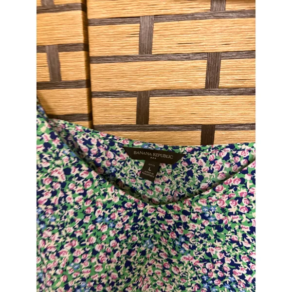 Banana Republic Blue Floral Cami‎ Size Large Petite - Image 5