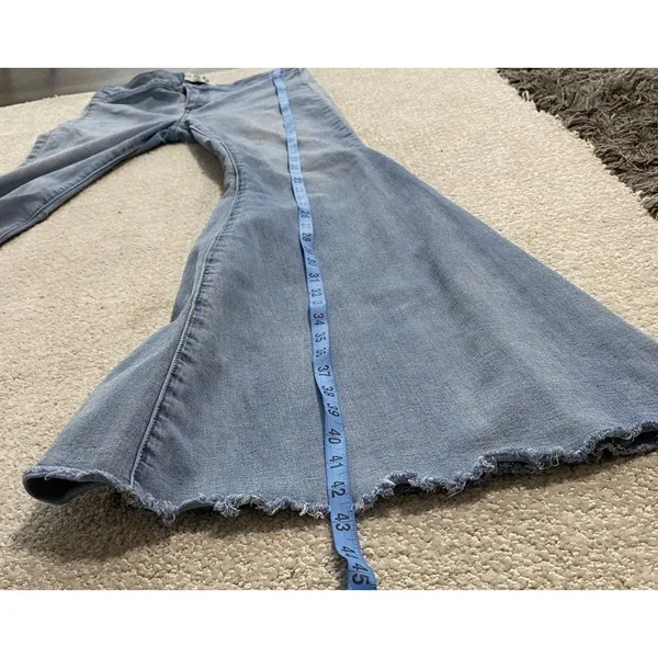 We The Free Flared Women's Jeans Light Blue Denim Raw Hem Stretch High Rise - Image 13