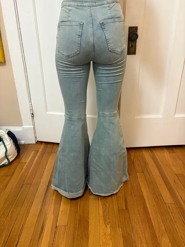 Revolve flare jeans - Image 2