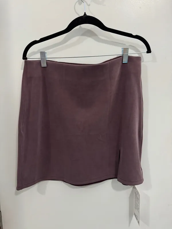 Lululemon Softstreme High Rise Mini Skirt - Image 2