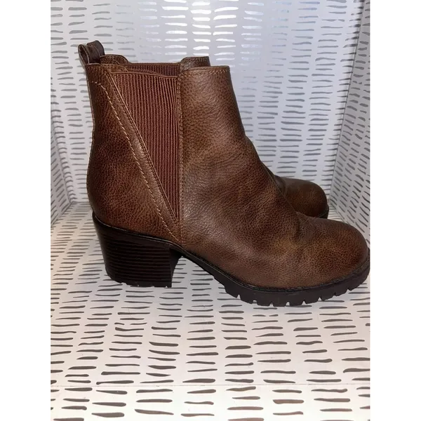 MIA Jody Avya Brown Pebble Grain Chelsea Lug Sole Block‎ Heel Boots 10 Platform - Image 4