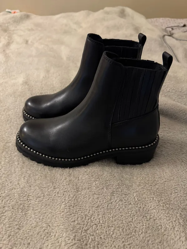 Steve Madden Boots - Image 2