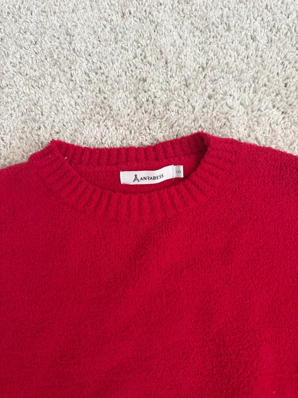 Amazon sweater - Image 2