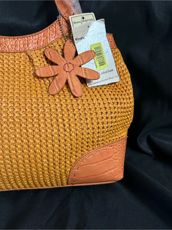 Stone Mountain Havana Orange Woven Tote Bag Tan Trim Flower Charm NWT - Image 3