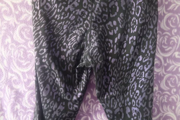 Victoria's Secret leopard print leggings in black and purple size 16/170/86a (XL). - Image 8