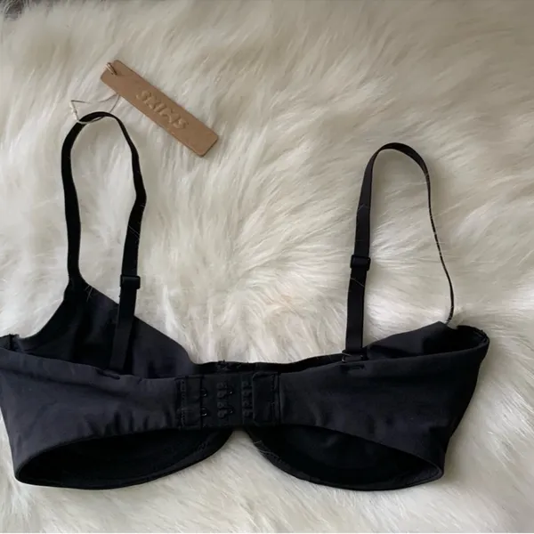 SKIMS (B24) Underwire Bra BR-UWR-2293) NWT - Image 2