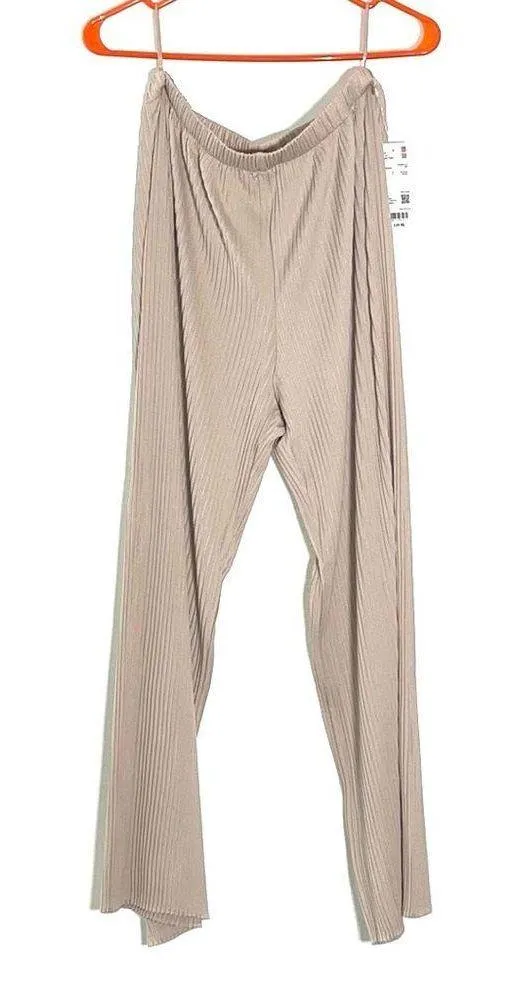 Uniqlo Women’s Plated Straight Pants - Image 3