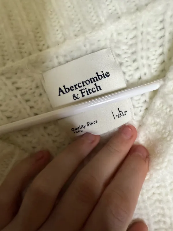 Abercrombie & Fitch cozy knit sweater large - Image 3