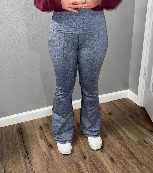 Aerie Large Regular OFFLINE Hugger High Waisted Foldover Flare Legging - Image 15