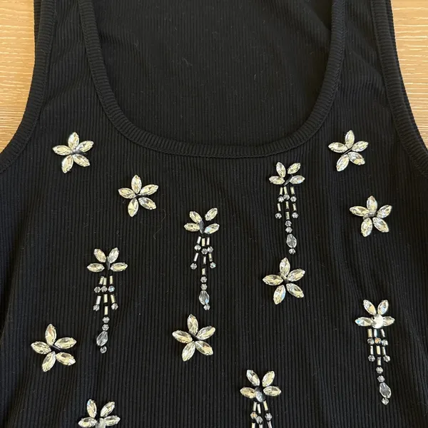 White Fox Tank Top Ribbed Beaded Sinful Embrace Size S Black Silver - Image 2