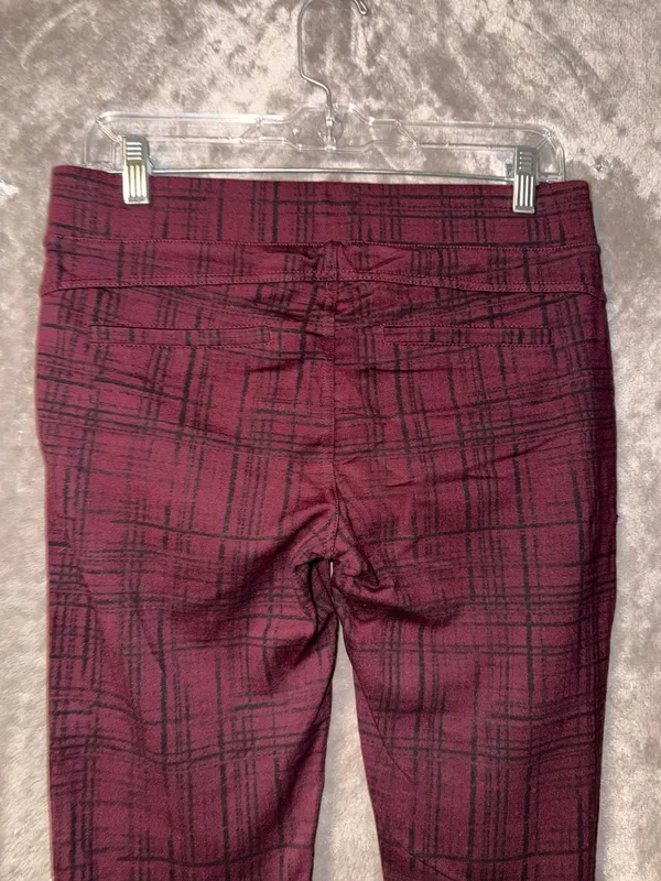 Liverpool Reagan Printed Skinny Burgundy Plaid Pants Size 6/28 - Image 6