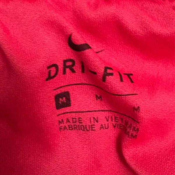 Nike Women's‎ Athletic Shorts in Red and Black Size Medium EUC - Image 4