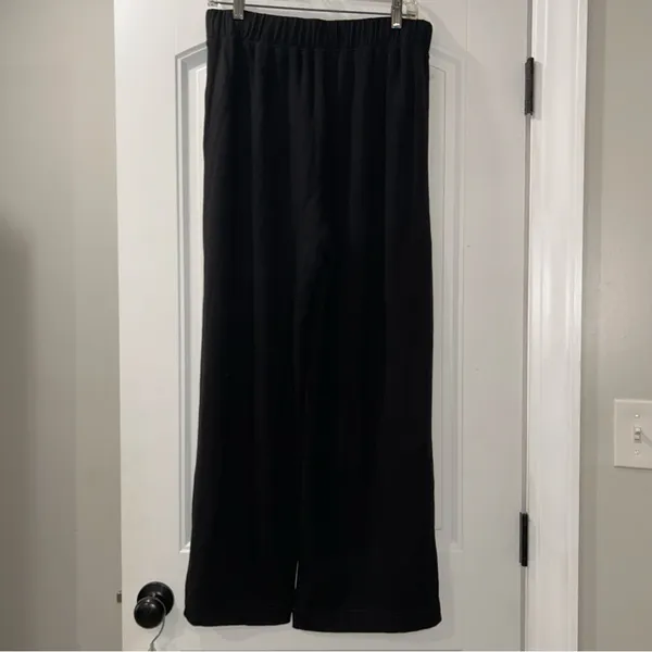 Old Navy Wide Leg Black Pull On Style Pants Women’s Medium - Image 3