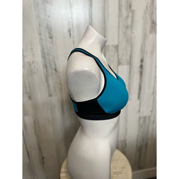 Green sports bra Green Size M - Image 3
