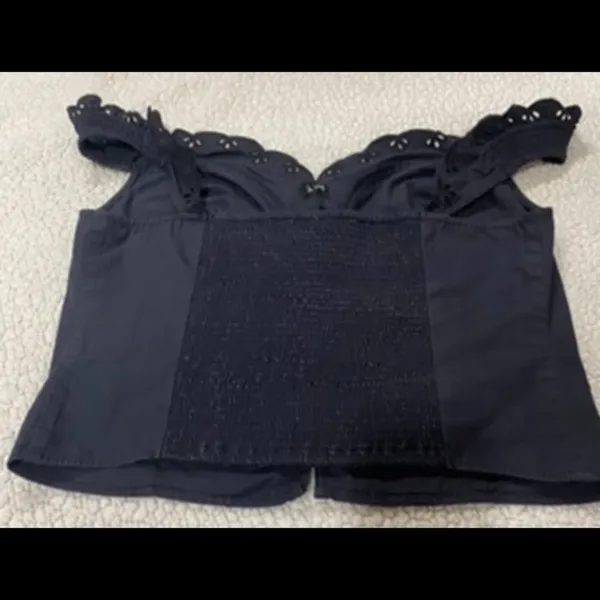 Free People Baby Scallop Top Cropped Off Shoulder Sweetheart neckline top.Large - Image 6