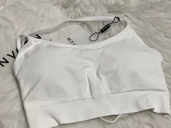 NVGTN NWT  XS Invincible Seamless Bra - Image 3